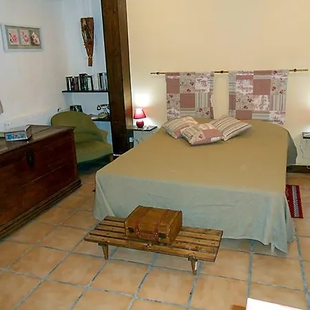 D'hotes Le Fourniou Bed & Breakfast